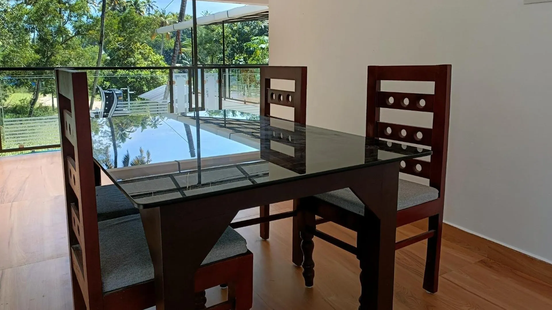 Koshy'S Beach Front Homestay Mararikulam India